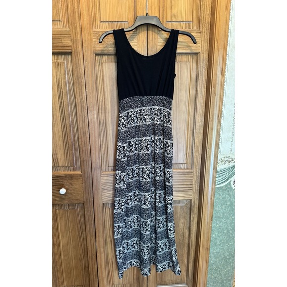 O.F.B. Black Sleeveless Sundress Floral Tribal Boho Resort Beach Small - Picture 2 of 7